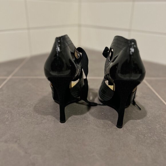 Galliano Patent Leather and Suede Open Toe Wedges Size EU 38 - Picture 5 of 6